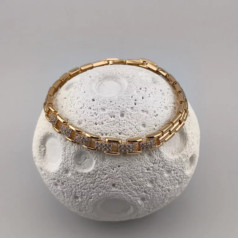 Women bracelet chic statement design 4